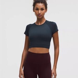 Swiftly Tech Cropped Short-Sleeve Shirt 2.0